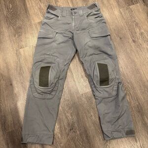 Arc'teryx LEAF Assault Pants AR, Wolf Gray, Men’s Medium, Gen 1 Discontinued
